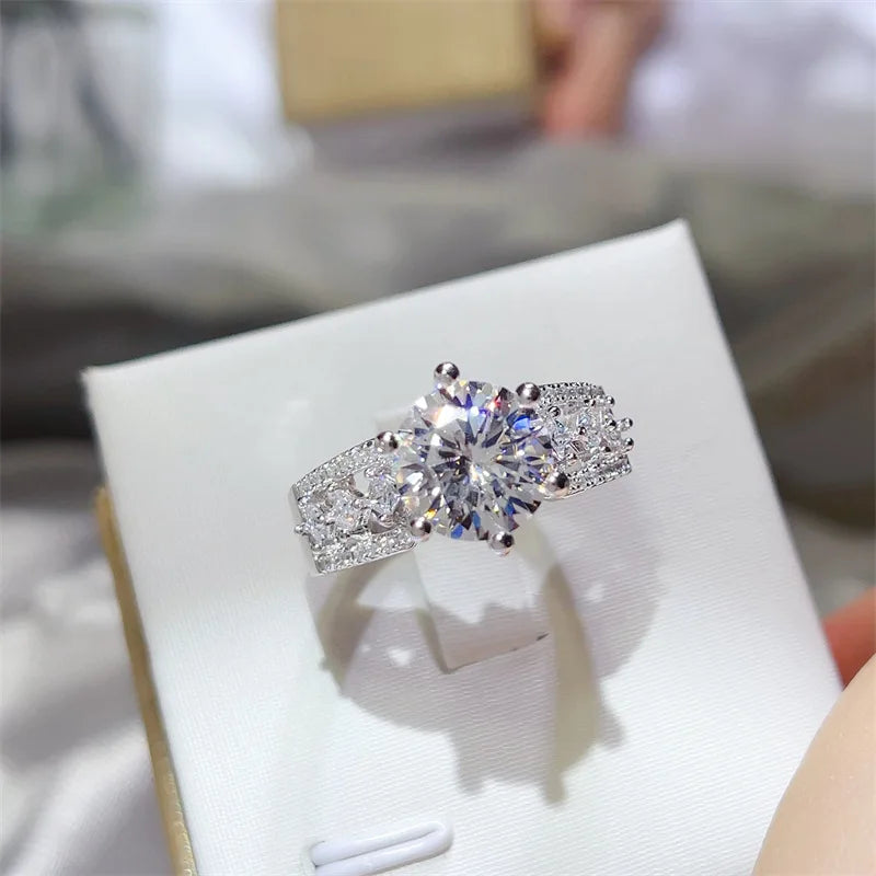 Luxury white gold solid platinum PT950 3 carat D color moissanite pigeon egg women's ring Seiko diamond ring