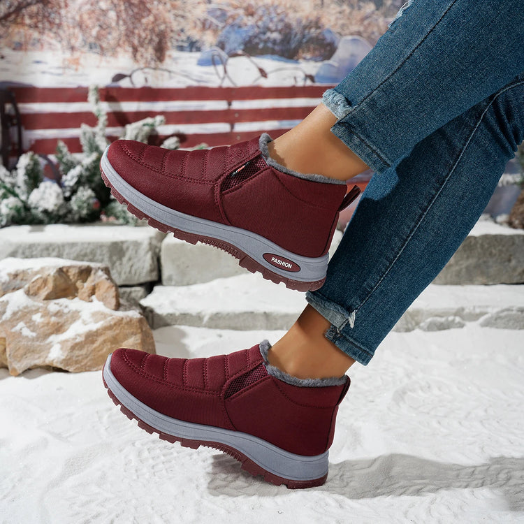 Women's Slip‑On Winter Snow Boots, Fuzzy Fleece Lined Warm Ankle Booties, Water‑Resistant Quilted Upper, Non‑Slip Thick Rubber Sole Cozy Winter Shoes, Easy On Off Casual Cold‑Weather Footwear for Moms Seniors Outdoor