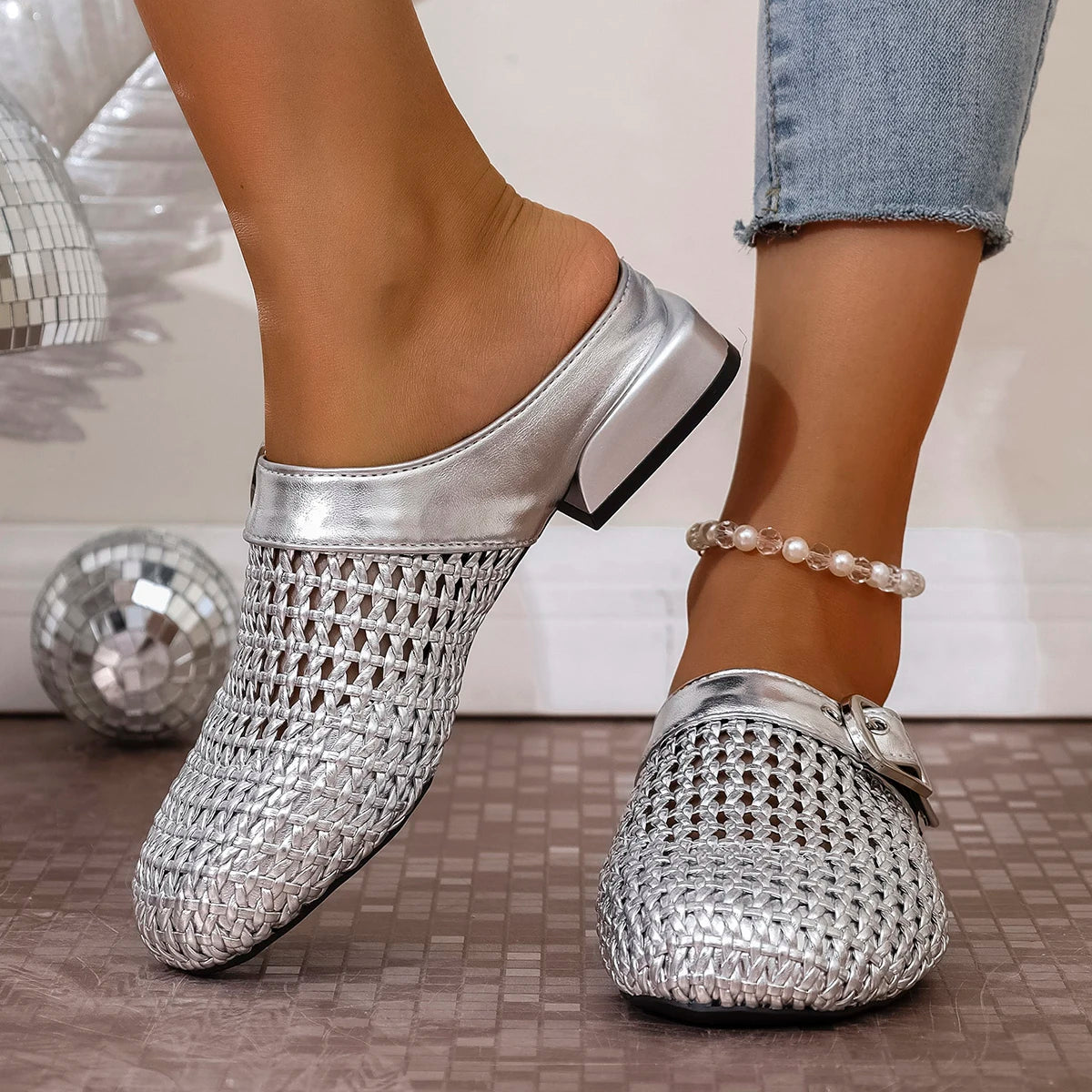 Women Flat Slippers Anti-slip Outdoor Women Shoes Breathable New Retro Platform Sandals Elegant Slip on Slippers Slides Women