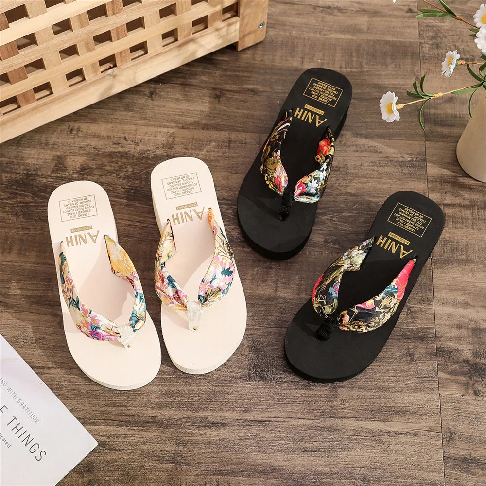 2026 Fashion Women Flip Flops Summer Beach Platform Slippers Casual Outside Wedges Sandals Summer Women Shoes