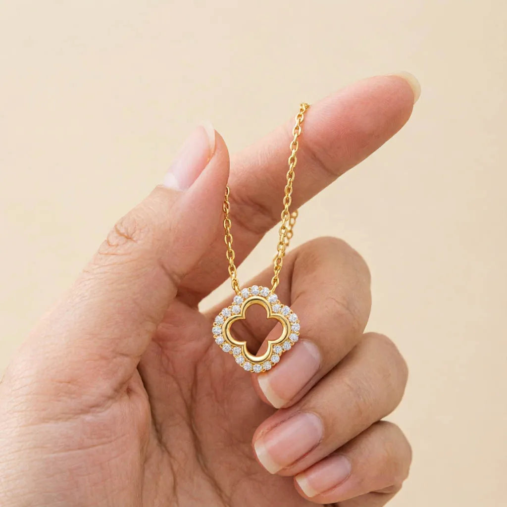 Lucky Four Leaf Clover Moissanite Necklace 14K Gold Filled Diamond Pendant Wear-resistant for Women Daily Gift Fine Jewelry