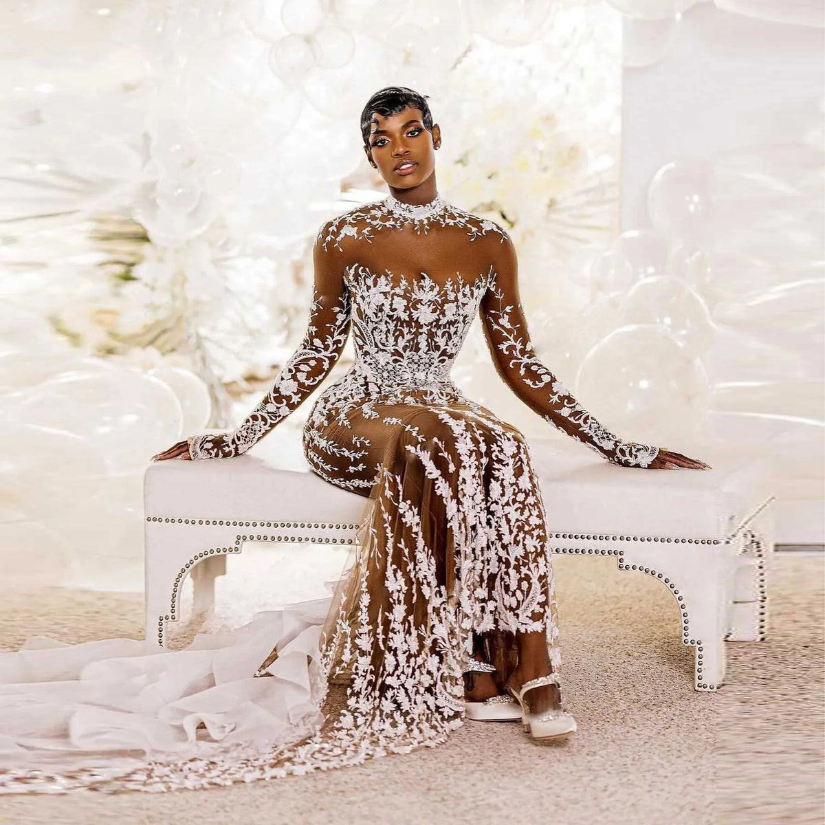 Gorgeous Applique Long Wedding Dress Beaded Lace Mermaid Bride Dresses Beading See Through Illusion Wedding Gown with Sleeves