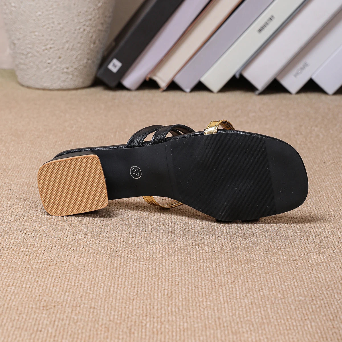 Women Flat with Shoes 2025 Designer Luxury Buckle Fashion Ladies Flats Shoes Slingback Pointed Toe Casual Female Sandals Mules