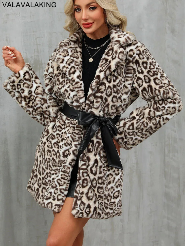2026 Autumn Leopard Print Women Jacket Long Sleeve Thick Plush Warm Casual Coat Winter Soft Outwear Lady Turndown Collar Coat