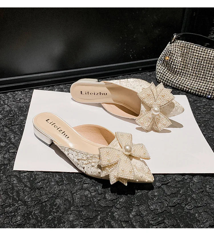 Summer New Shoes for Women Luxury Slipper Outdoor Pointed Toe Pearl Casual Sandals Girl Four Leaf Clover Flat Mules Slides