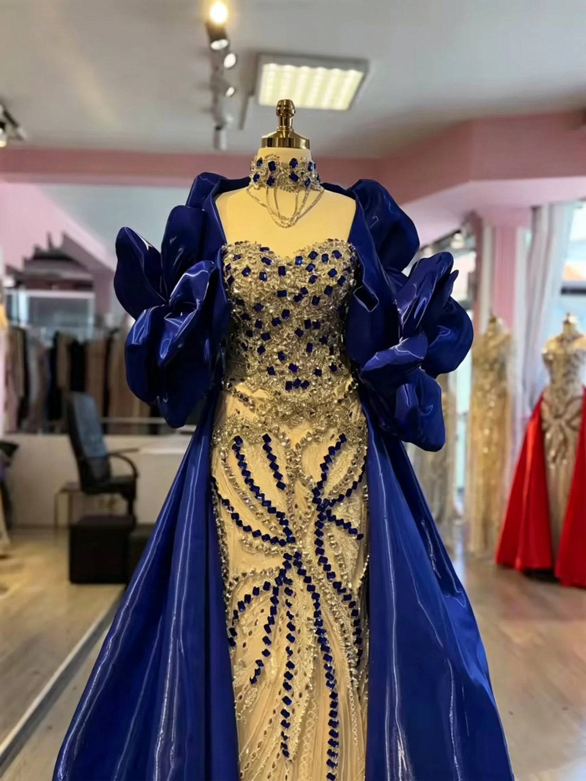 Luxury Royal Blue Evening Gown Rhinestones Beaded Wedding Guest Pageant Dress with Overskirt Phffy Shoulder Prom Gala Customized