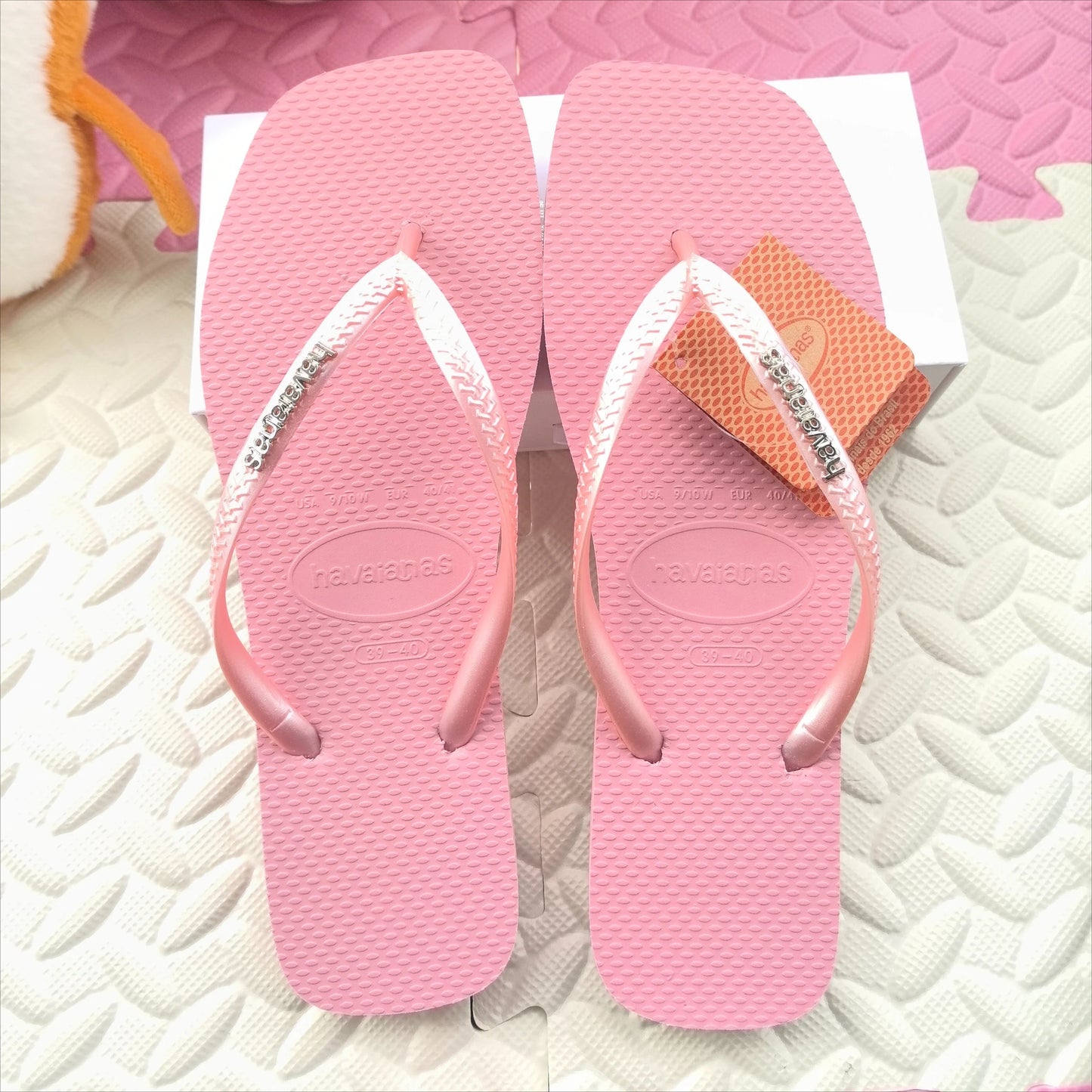 Summer 2026 New Women's Square Toe Flip Flops Outdoor Beach Sandals Luxury Women's Casual Slippers Size 35-42 Women's Shoes