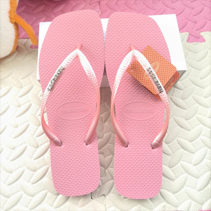 Summer 2026 New Women's Square Toe Flip Flops Outdoor Beach Sandals Luxury Women's Casual Slippers Size 35-42 Women's Shoes