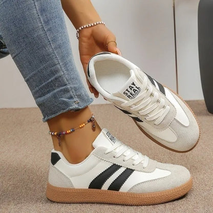 2026 New Designer Sneakers for Women Casual Patchwork Leather Sneakers Women Outdoor Casual Comfortable Ladies Shoe