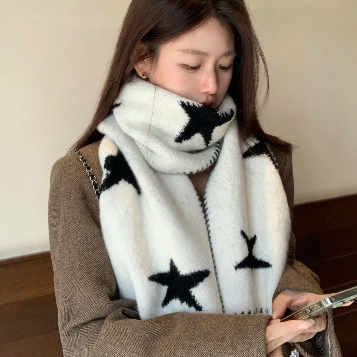 Women's Scarves Korean Star Sweet Kawaii Thickened Warm High Quality Shawl For Girl Versatile Cute Preppy Style Scarf Winter