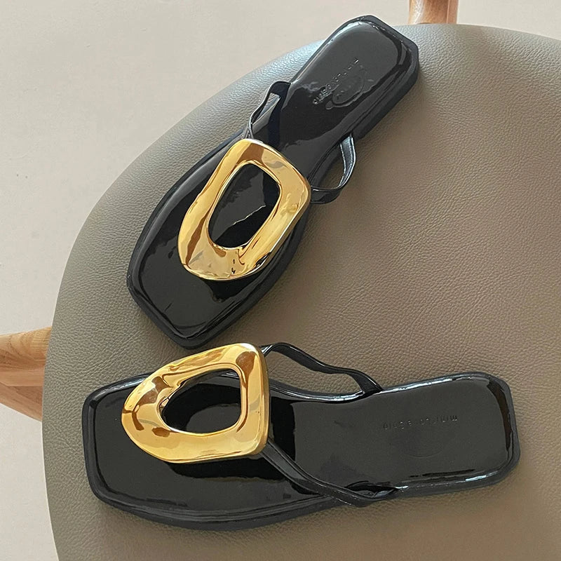 New In 2025 Luxury Women Slippers Summer Beach Fashion Metal Flip Flops Female Slides Slippers Ladies Flats Sandals Shoes