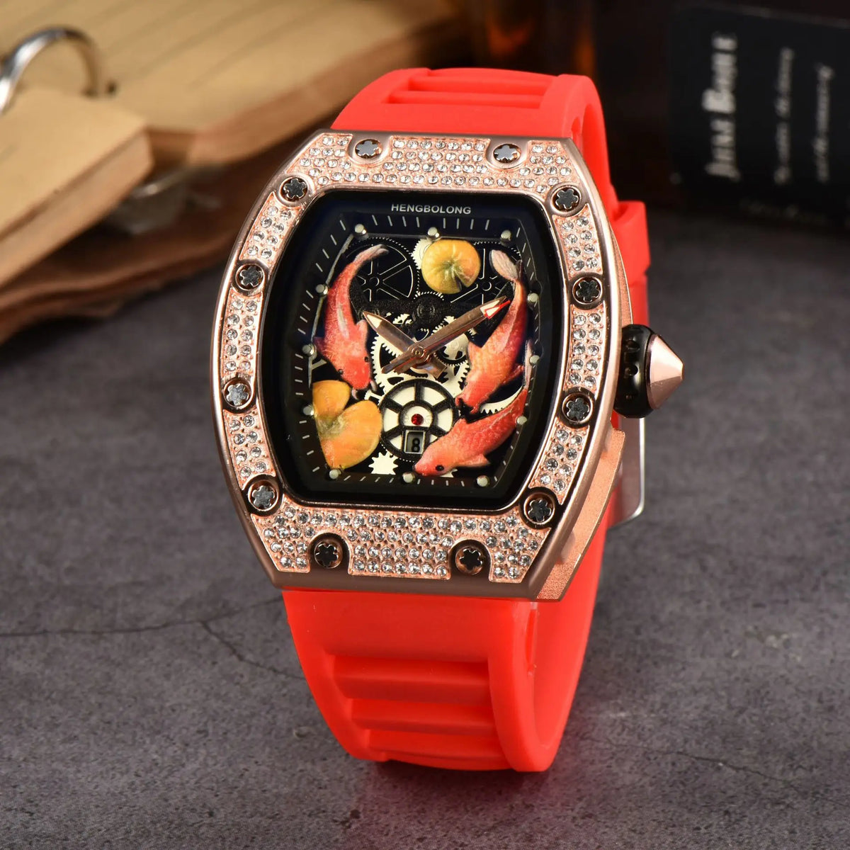 2026 New Hengbolong Diamond Quartz Watch Men's Fashion Koi Pattern with Calendar Watch