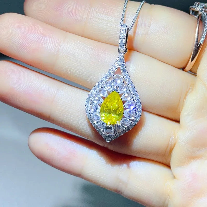 Luxury 18K white Solid Platinum PT950 certifid 2 carat water drop moissanite pendant color diamond inlaid necklace for women