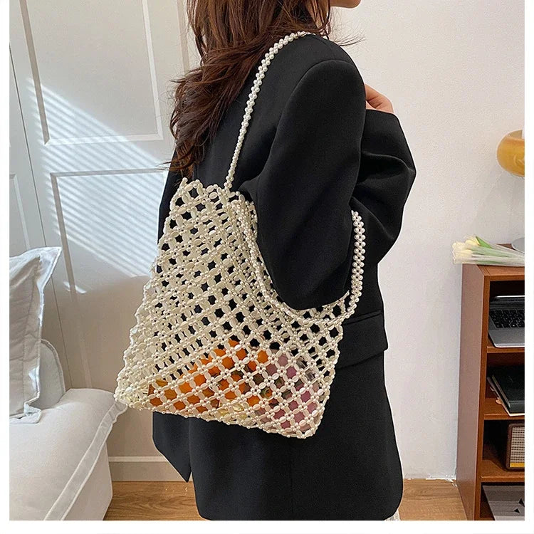 2026 Fashion Exquisite Bead Sense of Luxury Hollow Out Women‘s Handbags Hot Sale New No Zipper Acrylic Square Shoulder Bags