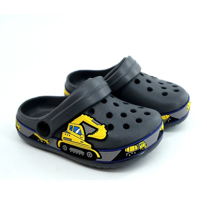 New Fashion Cartoon Sandals for Kids Summer Slippers Boys Girls Casual Garden Shoes Hollow-out Beach Shoes Clogs for Children