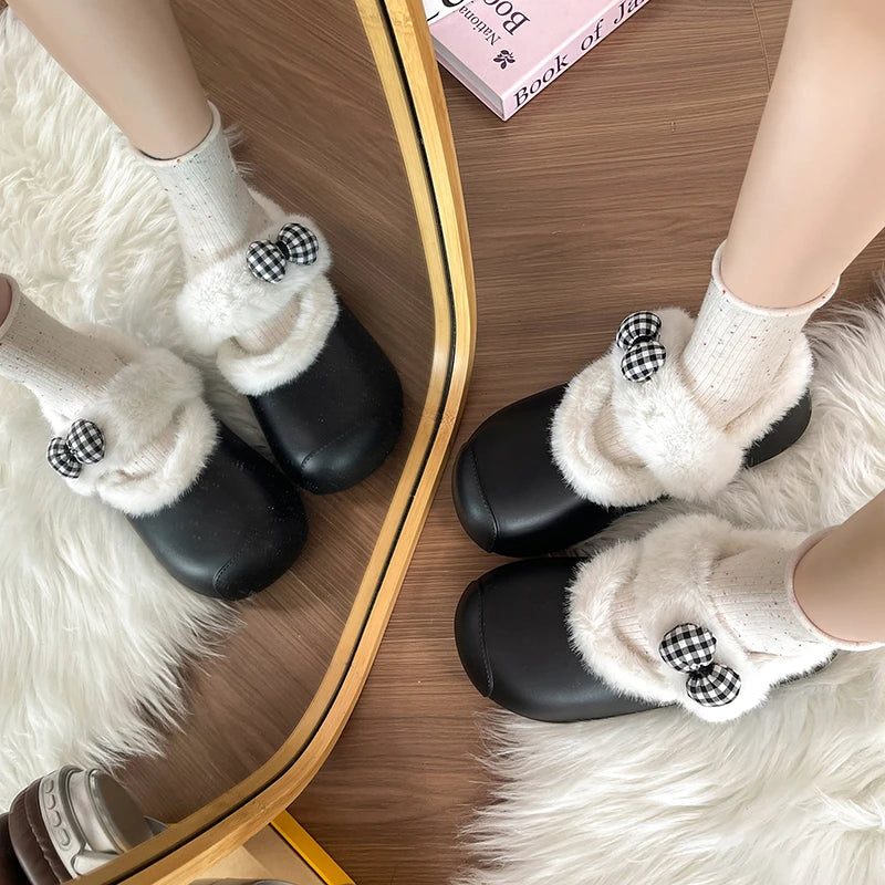Lady Wearing Winter Casual Anti-slip Creative Cotton Shoes