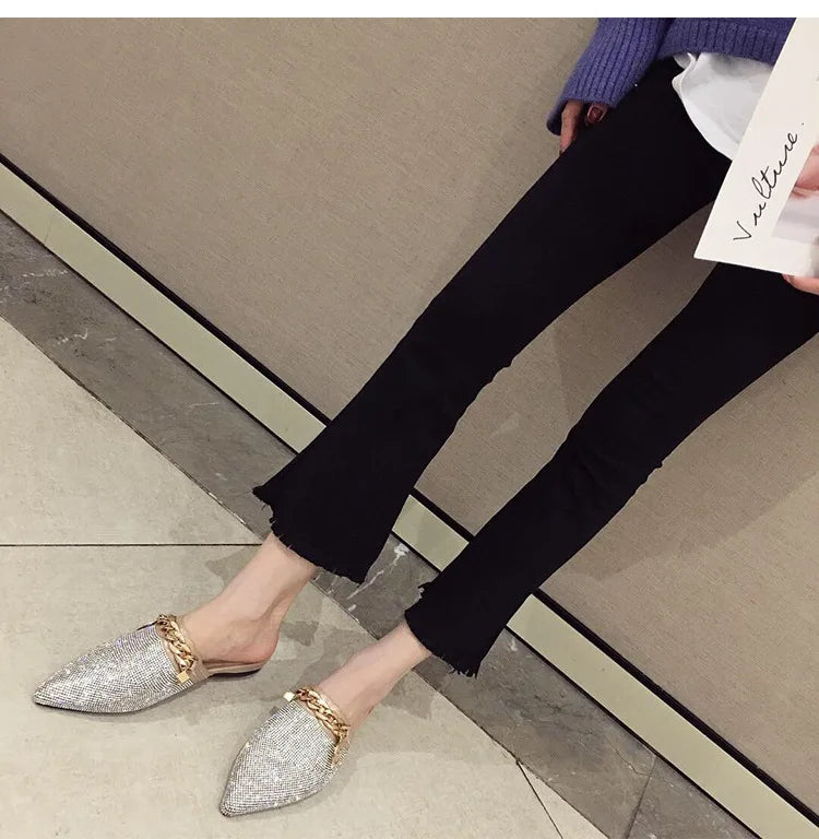 2025 New Summer Shoes for Women Luxury Slipper Girl Bling Crystal Chain Casual Flat Sandals Girl Pointed Toe Slides