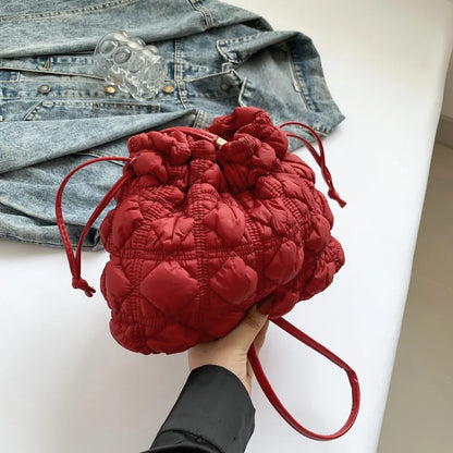 Women Drawstring Shoulder Bags Detachable Strap Quilted Crossbody Bag Solid Color Soft Padding Handbag for Outdoor Travel