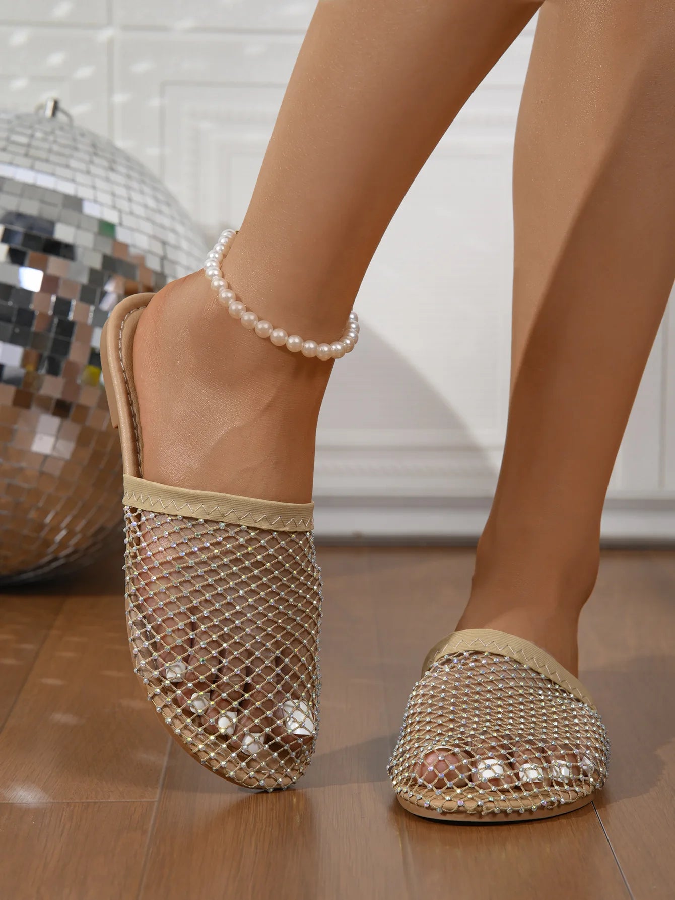 2024 Women Summer New Luxury Brand Round Head Slippers Water Diamond Large Flat Sandals Slippers