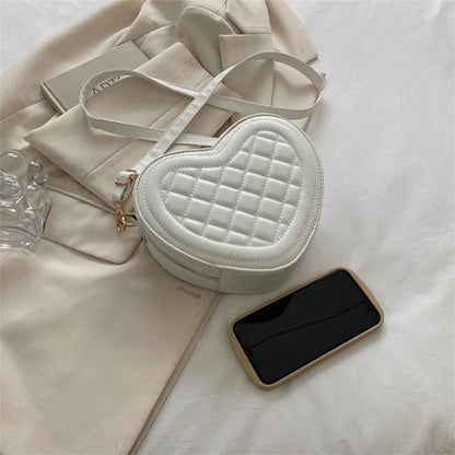 Luxury Love Shaped Shoulder Bag Small Handbags Designer Crossbody Bags Women Sling Purse Red Peach Heart Phone Bag Shoulder Bag