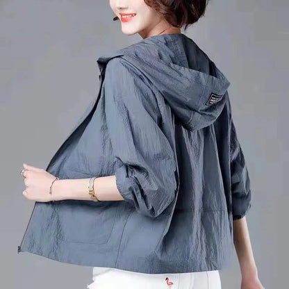 Women's Short Lightweight Loose Breathable Sun Protection Clothing Large Size Comfortable Trench Coat Summer Autumn Outerwear