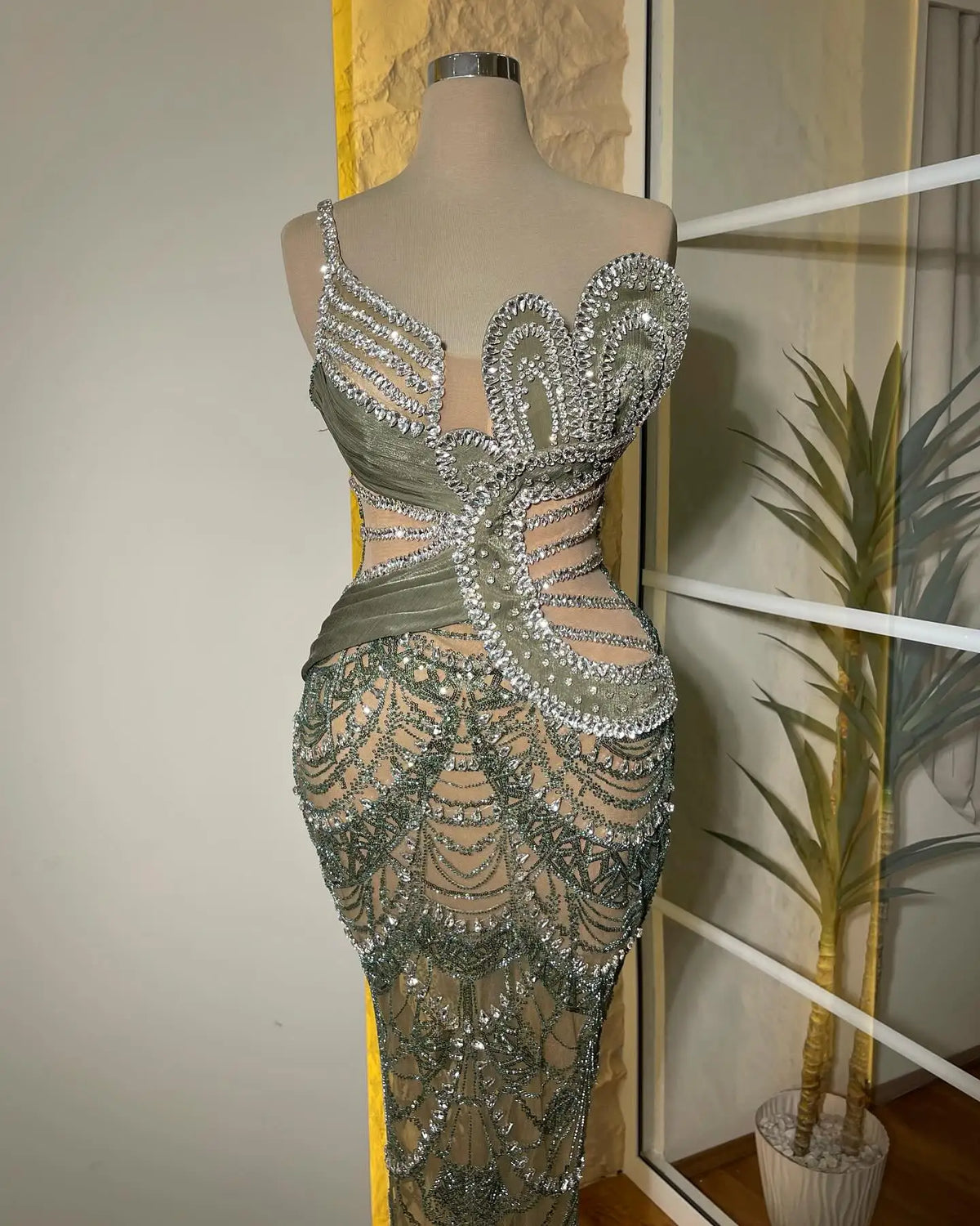 Sexy Evening Gown With Rhinestones Small Beads Single Strap Sheer Long Skirt Party Dress Luxury Evening Dresses 2025