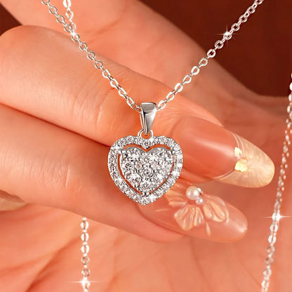 Rrjzz Full Moissanite Heart Shaped Pendant Necklace for Women D-Color Halo Round Imitation Diamond Elegant Necklace Jewelry Gift