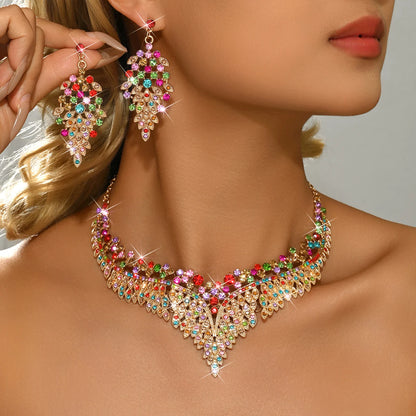 Two Piece Set of Emerald Fan-Shaped Necklace Earrings for Women on Vacation, Sweet Dates, Honeymoons, Valentine's Day Gifts