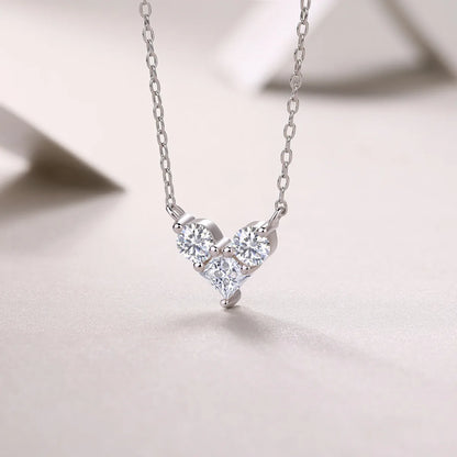 EWYA 3-Stone Round Cut Full Moissanite Pendant Necklace Heart Shape for Woman 925 Silver Certified Lab Diamond Lucky Neck Chain