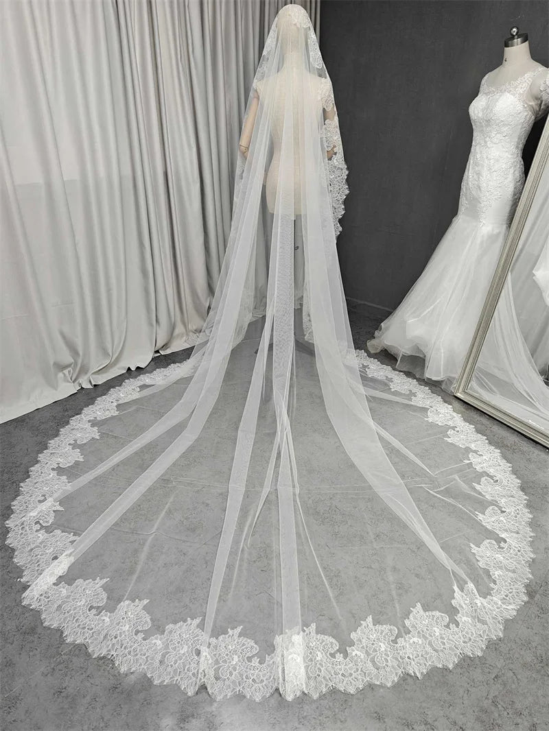 Customized Long Mantilla Veil with Eyelash Lace, 2.5m/3m Ivory Veil with Hidden Comb, Chantilly Eyelash Lace Wedding Veil