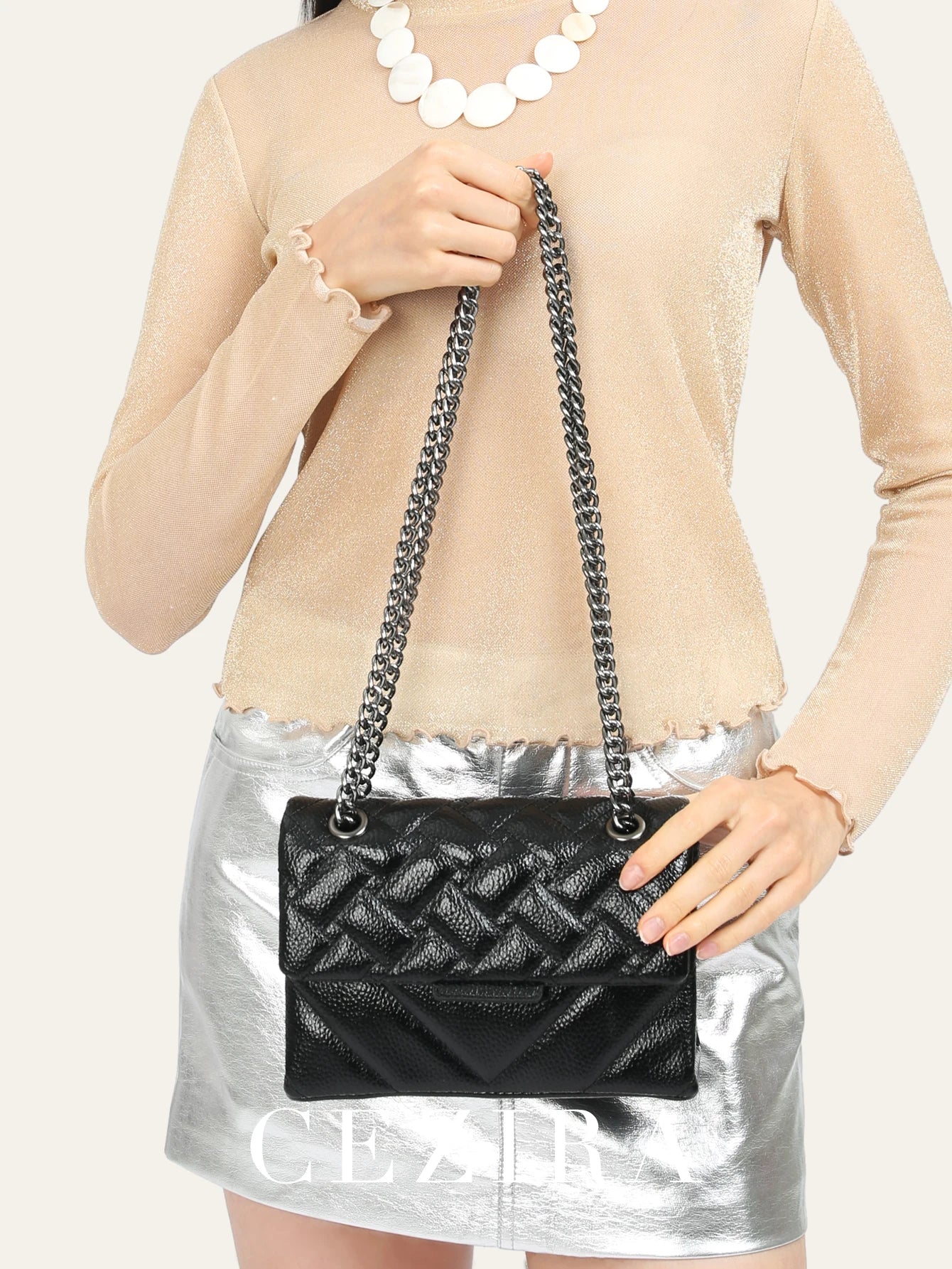 Women Fashion Metallic PU Vegan Leather Handbag Luxury Quilted Flap Messenger Shoulder Bag Long Chain Purse Daily Casual Travel