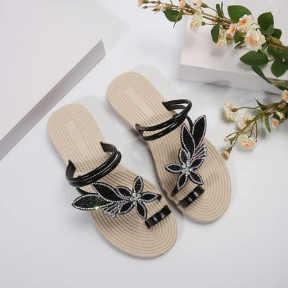 Glitter Slippers Women Summer Sandals 2025 Fashion Bling Female Butterfly Flops Beach Diamond Flat Shoes Outdoor Slides Sandals