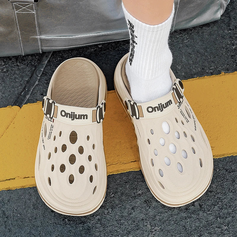 Summer Men's Beach Clogs Outdoor Sandals Comfortable Slippers EVA Slides For Men Casual Garden Shoes Male Women Beach Slippers