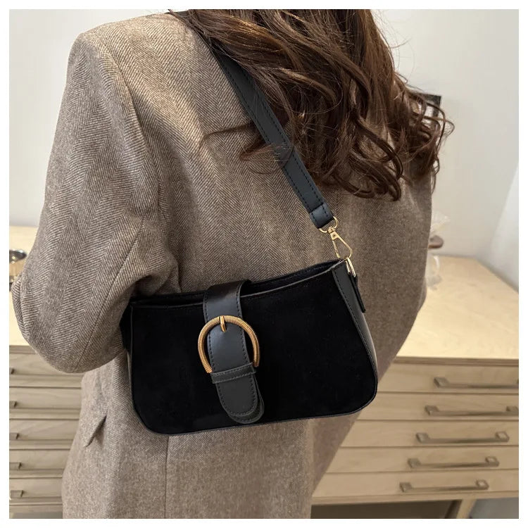 Woman Faux Suede Underarm Shoulder Bag Zipper Fastener Fashionable Cross Body Bags for Small Square Bag Suitable Daily Outfit