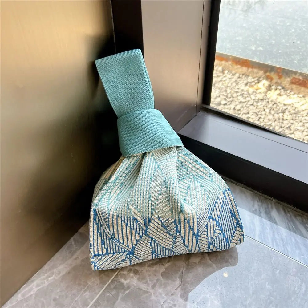 Handmade Knit Handbag Niche Design Knot Wrist Bag Reusable Mini Tote Bag Women Girls  Shoulder Bag New Fashion Shopping Bags