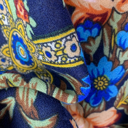 130*130cm Breathable Thin Russian Square Scarf Women Luxury Floral Print Ethnic Retro Bandana Shawl Foulard Femme Beach Stole