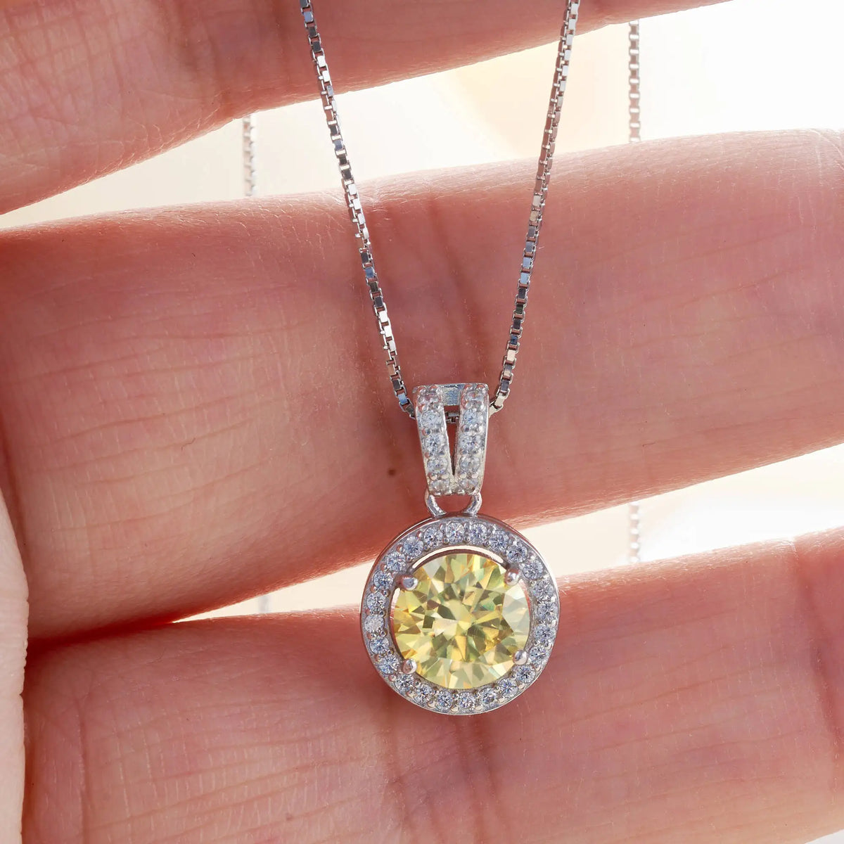 S925 Sterling Silver Moissanite Necklace 1 Carat Round Shape colorful lab-created diamond jewelry For Women