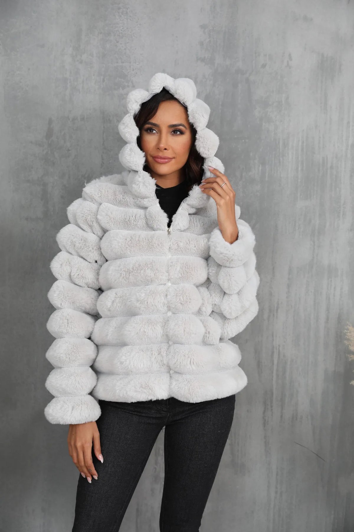 2026 Winter Hooded Plus Size Faux Fur Cropped Coat Women Furry Long Sleeve Plush Jacket Lady Large Fake Fur Warm Fluffy Cardigan