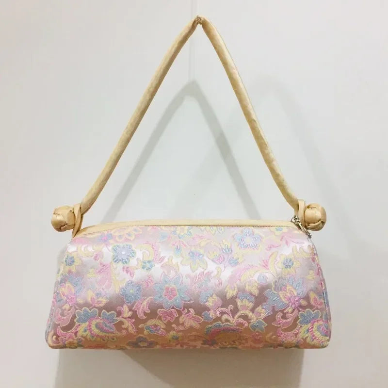 Fashion Luxury Chinese Style Silk Bag Women Handbag Japanese Hand Embroidery Totes Cheongsam Female Cosplay Bags Clutch Purses