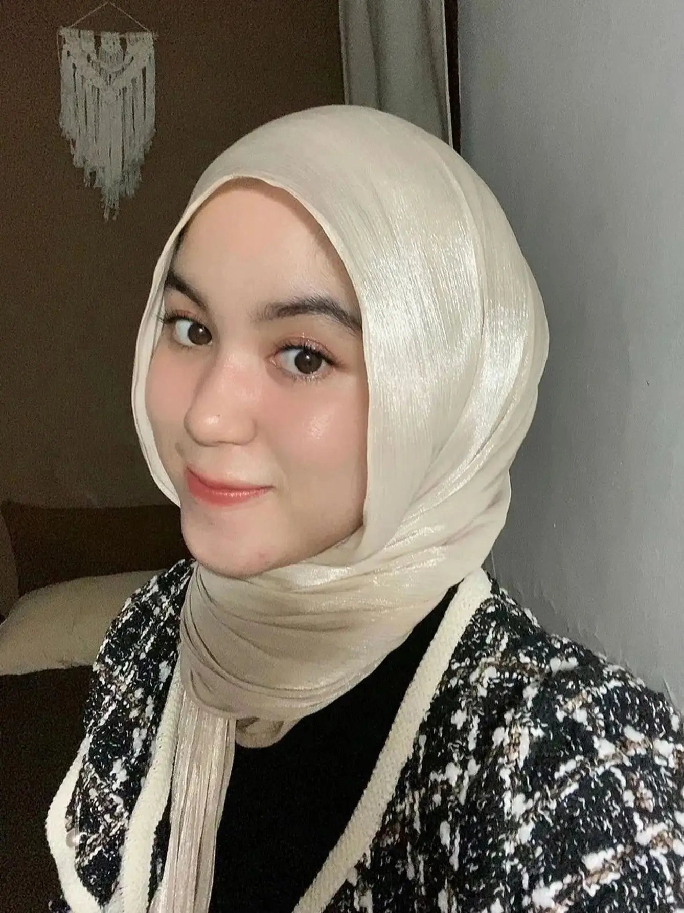 Newest Shawl Malaysia Women Pleated Glitter Shawl Plain Muslim Pleated Shimmer Chiffon Hijab Shawl