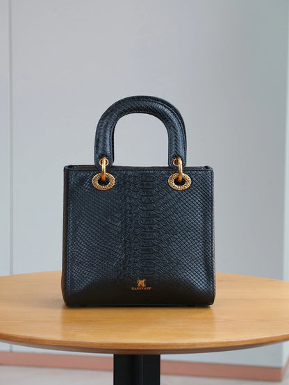 2026 New Fashion Luxury Snake Lady Handbag Niche Design Advanced Texture Temperament Exotic Small Bag Commuter Joker Shoulder Me