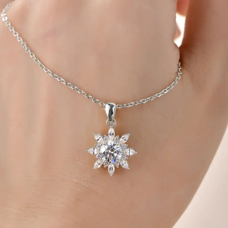 Rrjzz 1CT 6.5MM Moissanite Necklace for Women D Color Round Cut Lab Imitation Diamond 14K Gold Plated Pendant Necklace Jewelry
