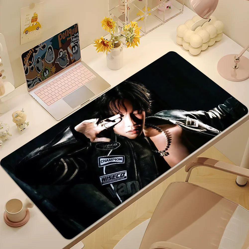 Mouse J It Pad Anti-fray Home Custom Dancer Ergonomic Office Hope Rubber Girl Large Singer Desk Mat Keyboard PC Killin Non-slip