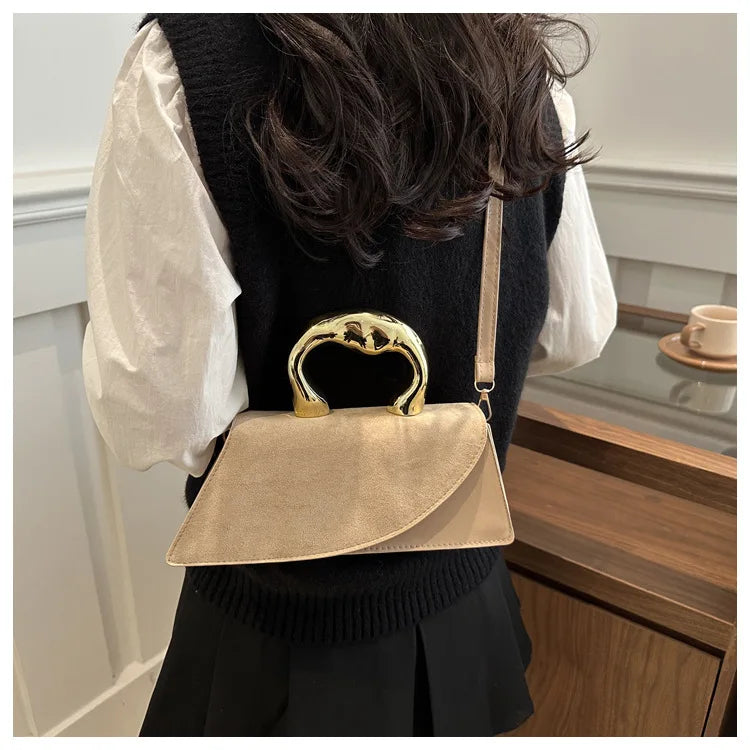 French Style Light Luxury Large Capacity, New Minimalist Design Casual Metal Hand-held Shoulder Crossbody Bags for Women