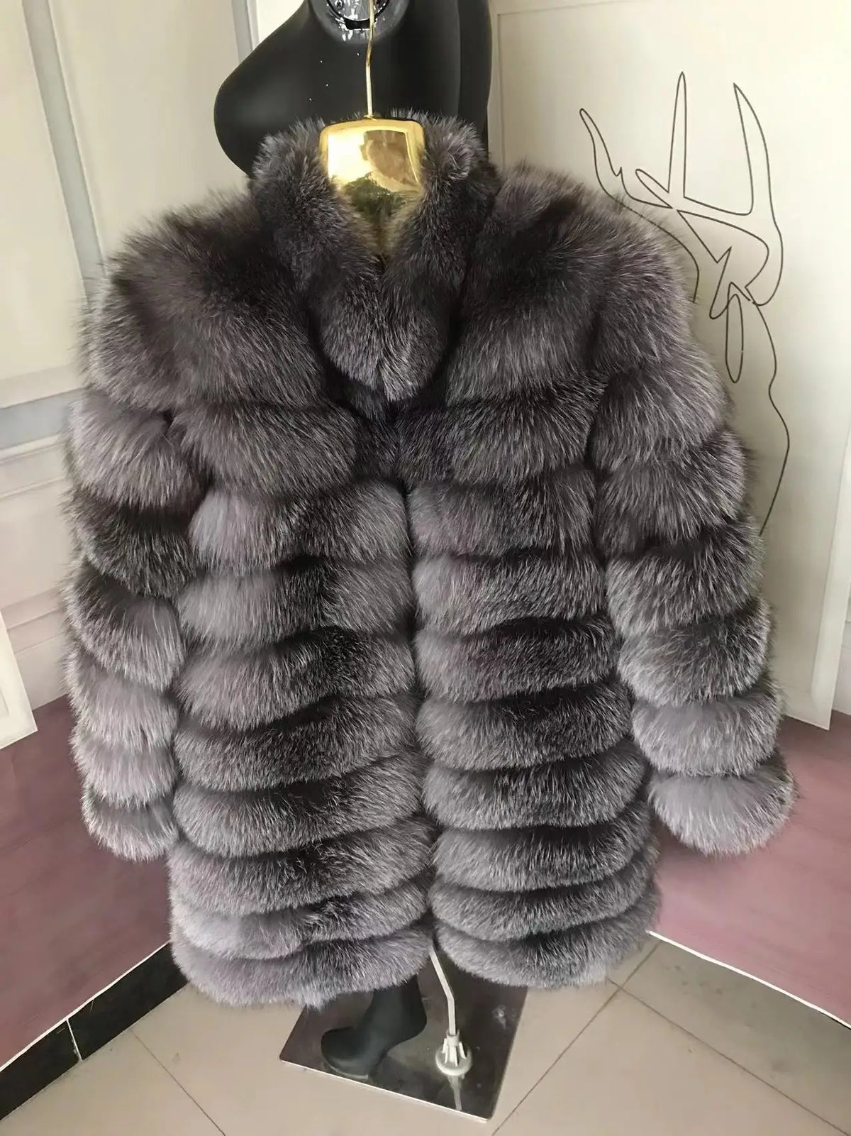 NEW Real Fur Coats Women Natural Real Fur Jackets Vest Winter Outerwear Women Silver Blue Fox Coat High Quality Fur Clothes