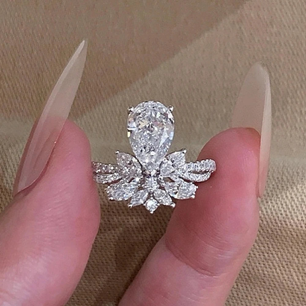 2CT D Color Pear Cut Moissanite Diamond Ring with GRA Crown Waterdrop Lab Diamond Promise Wedding Band 925 Silver Luxury Jewelry