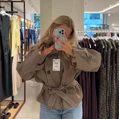 Long Sleeve Plaid Cropped Trench Coat Women Lapel Double Breasted Belted Waist Loose Checkered Short Jacket Lady Autumn Coats