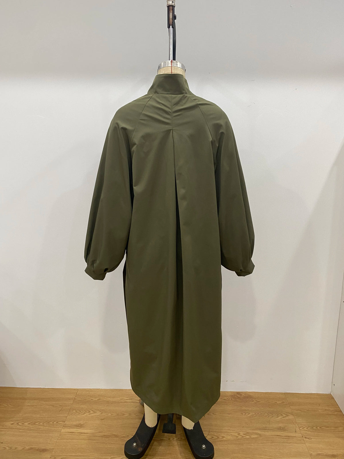 Solid Commute Women's Trench Coat Ovesized Puff Sleeve Single Breasted Long Jacket Lapel Side Slit 2026 New Autumn Lady Outwear