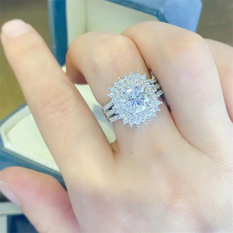 Luxury 18K Solid Platinum PT950 certifid 2 carat D color moissanite ring wholesale eight heart eight cut diamond ring for women