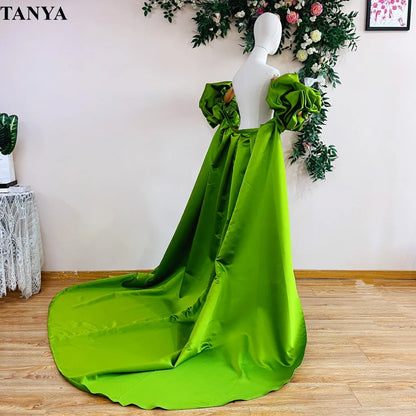 Red  Mikado Satin Long Wedding Cape Puffy Short Sleeves Court Tain Evening Cape Outfit Coat For Women Costume DJ199